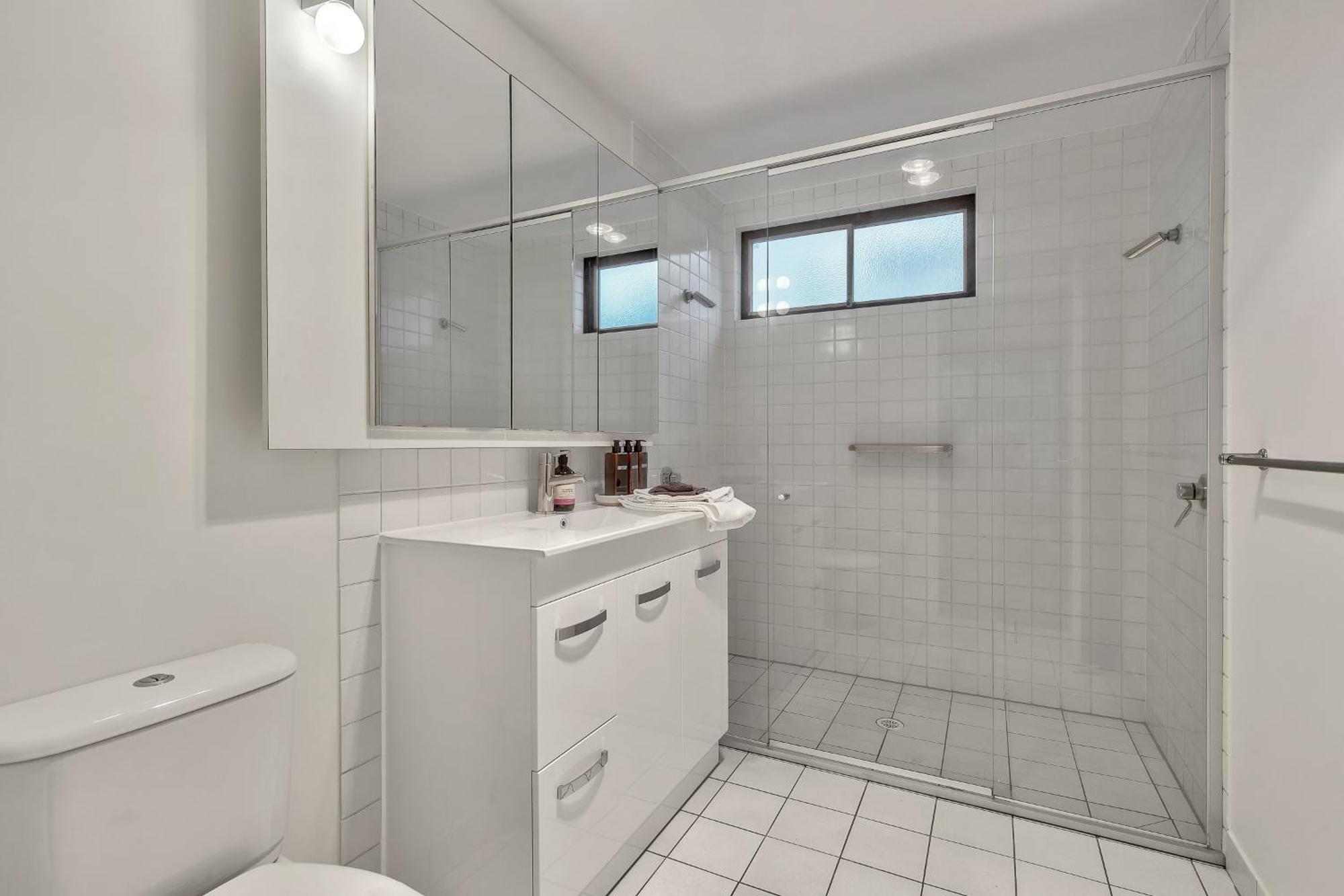 Alameda St Kilda By Ready Set Melbourne