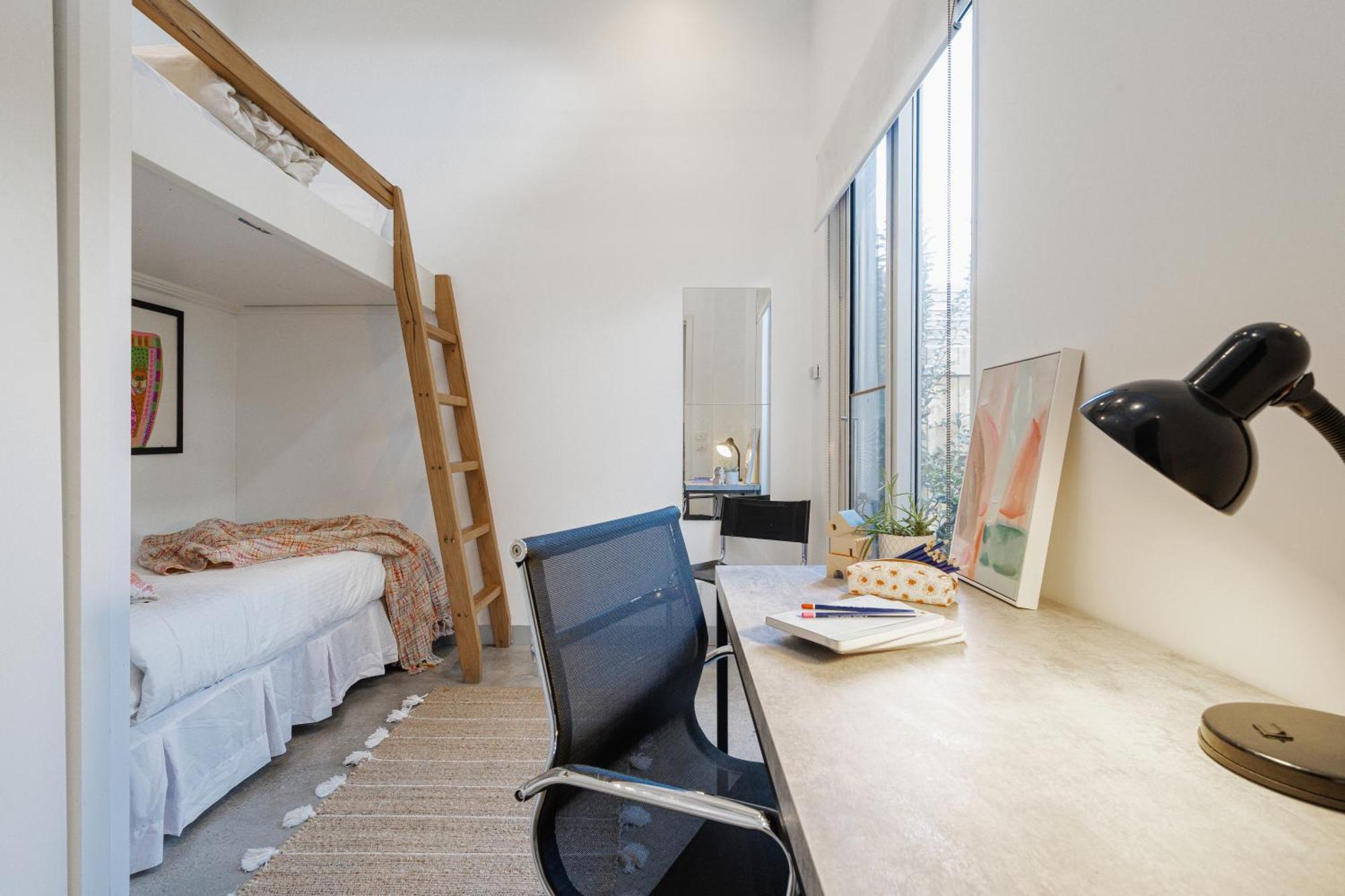 Staycentral - Fairfield Four-bedroom Melbourne