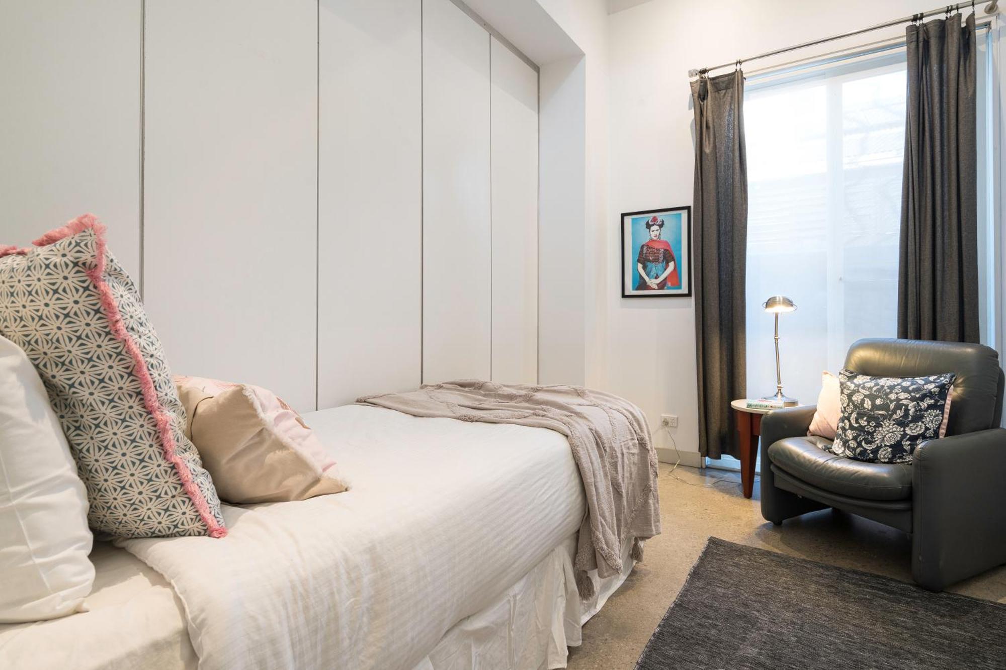 Staycentral - Fairfield Four-bedroom Holiday home Melbourne