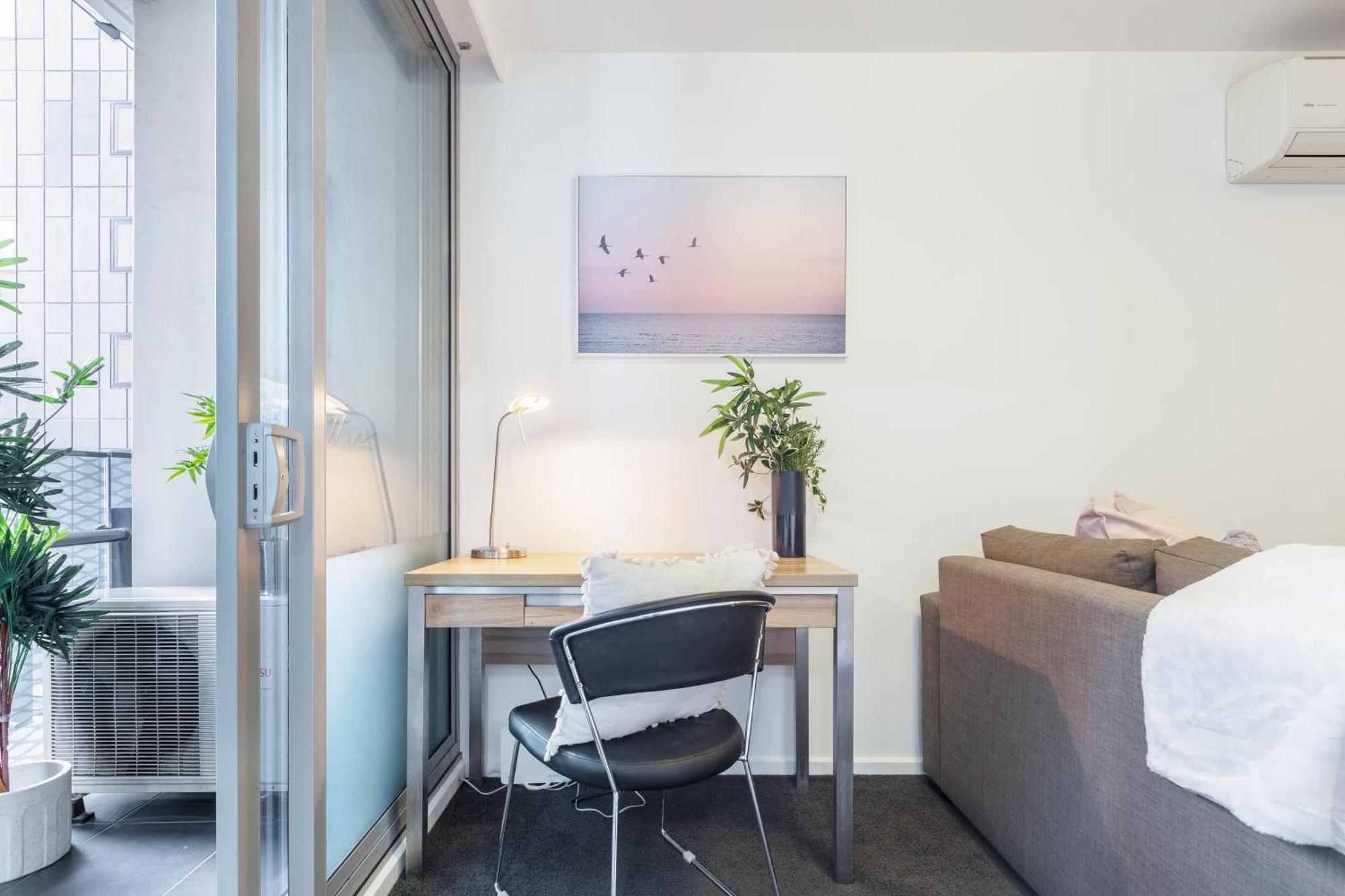 Groovy Near Casino W Parking & Heated Pool Melbourne