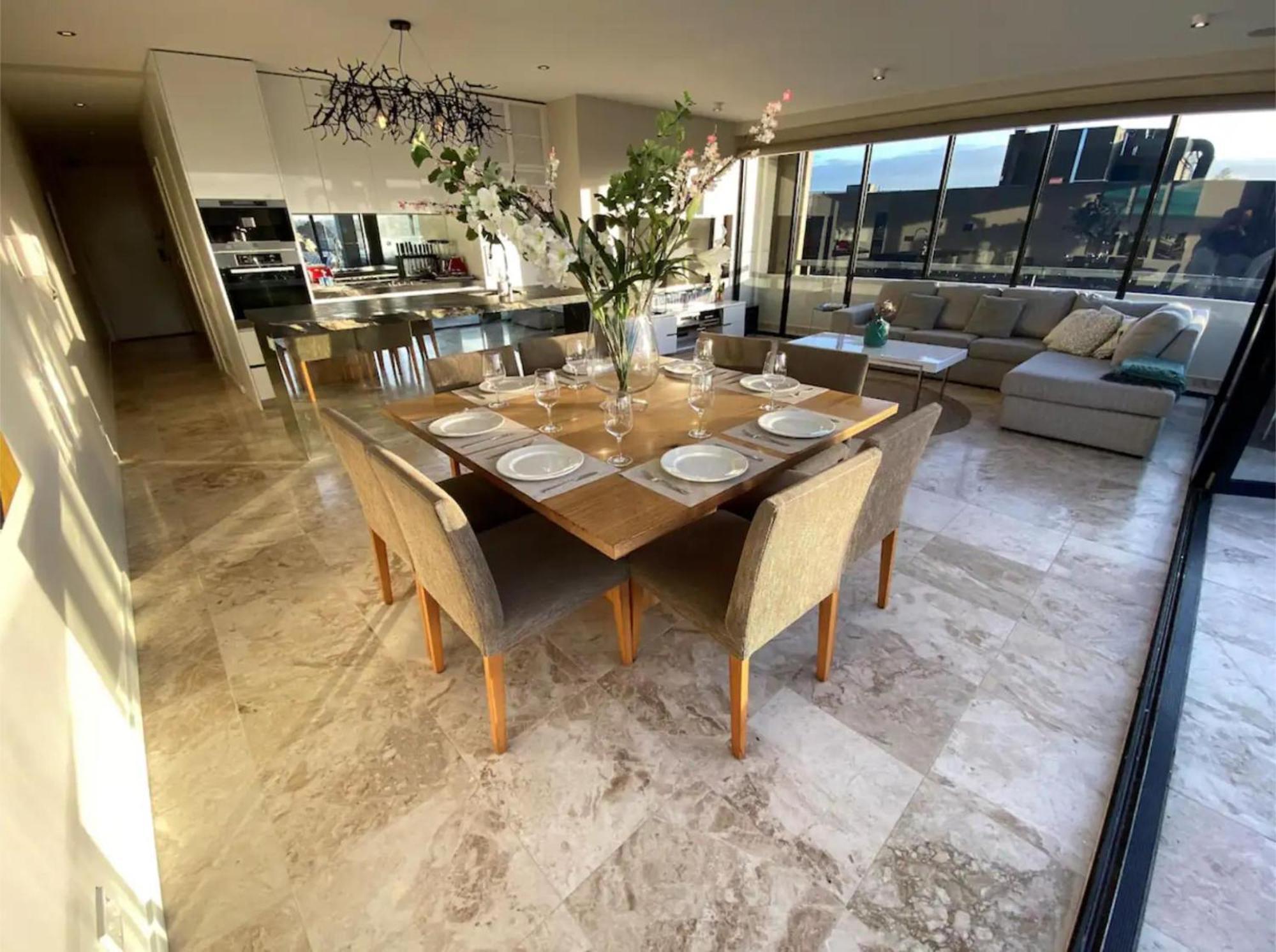 Apartment Modern 2bed Penthouse In St Kilda With Parking & *