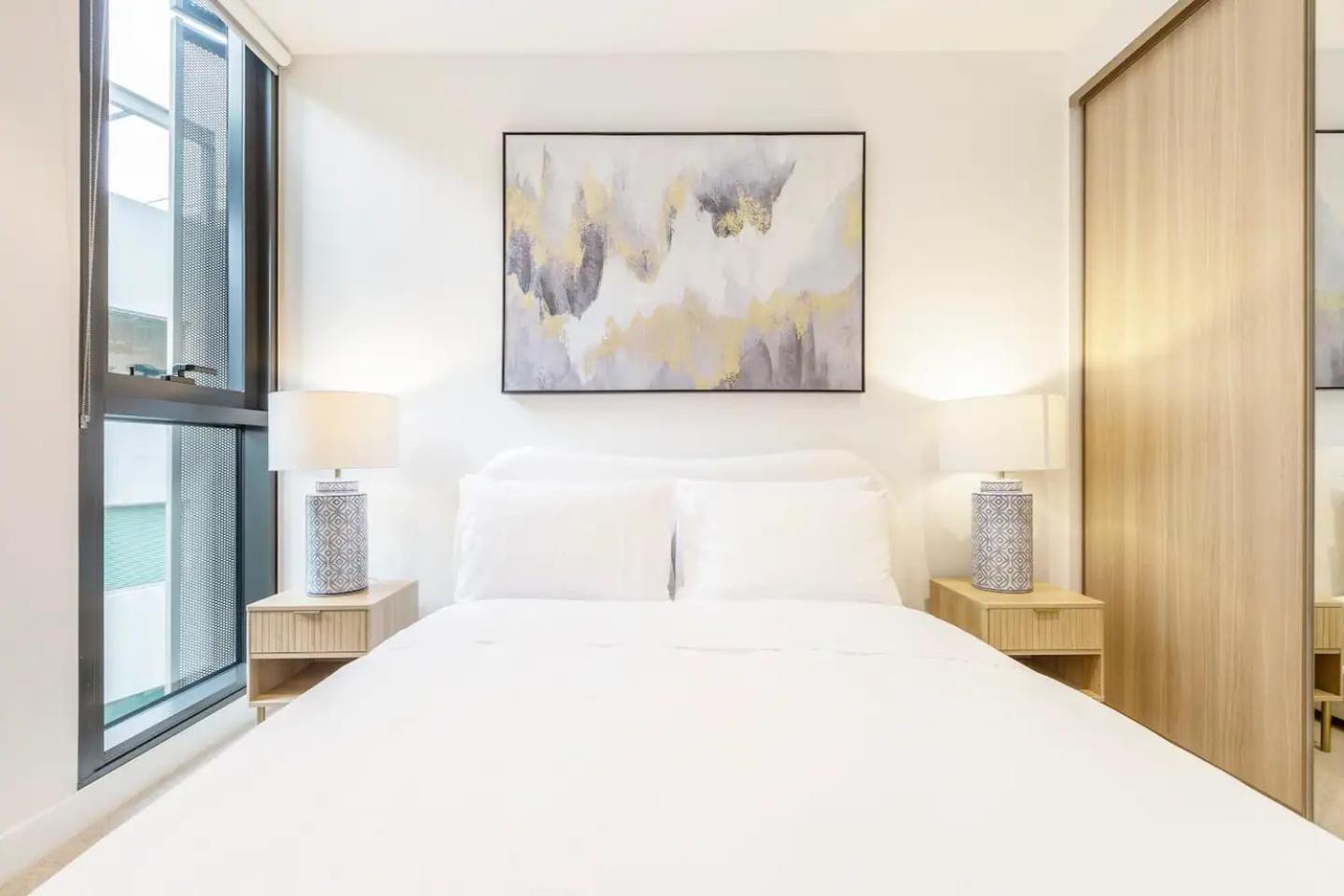 Effortless Minimalismcentral Southbank Apt Park Melbourne