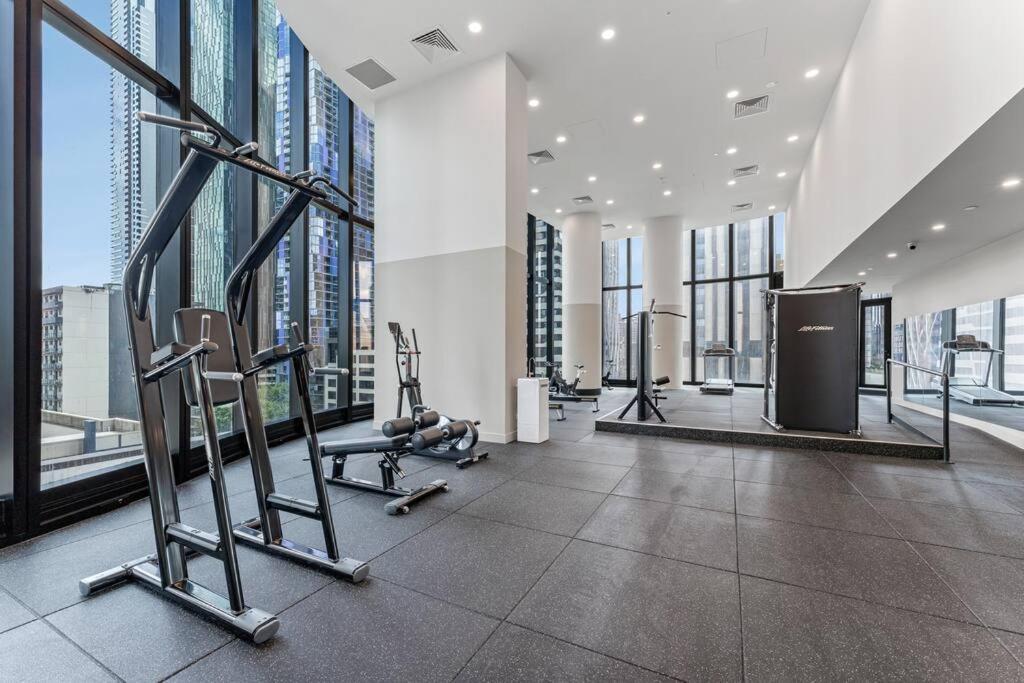Everly-luxurious Sky Homes-2b1b * Melbourne