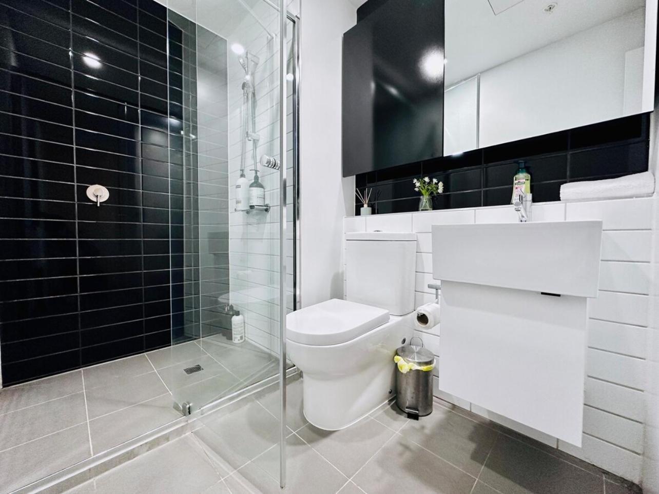 Apartment Fantastic View 2br1ba In Cbd Wifi Balcony *