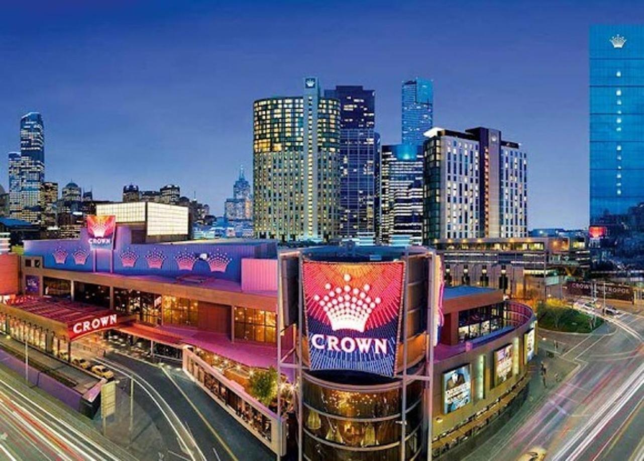 Spacious And Bright 2br2ba Mq Wifipoolgym Melbourne