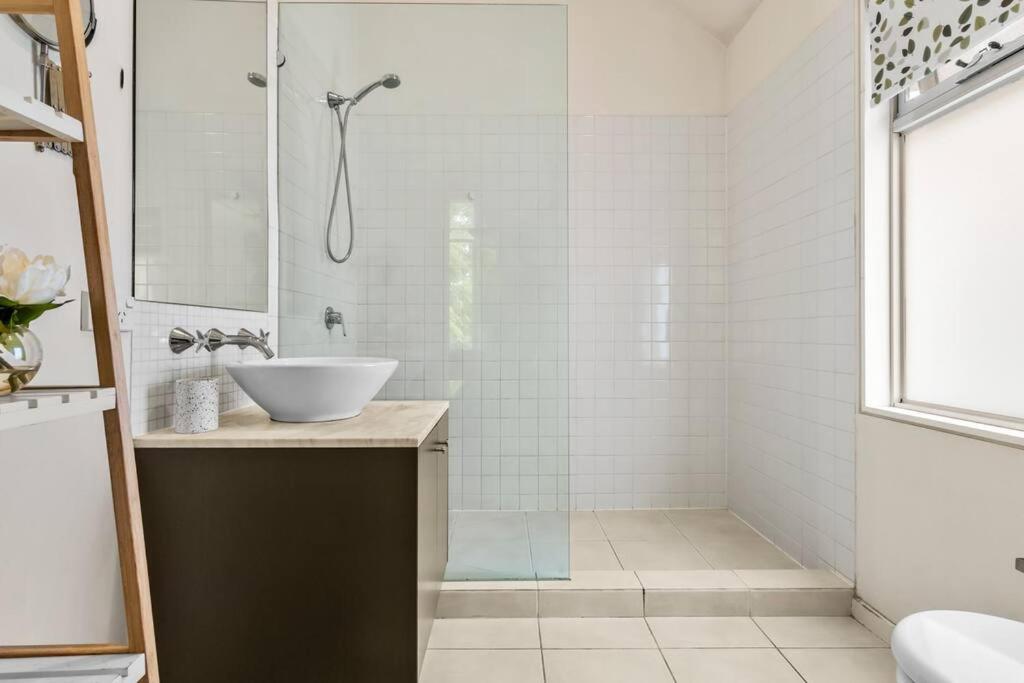 The Avenue The Place Terrific 4br 2bth Townhouse Holiday home Melbourne