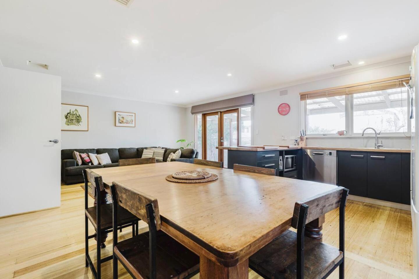 'tangerine Gleam' Cheerful Inner-city Family Abode Apartment Melbourne