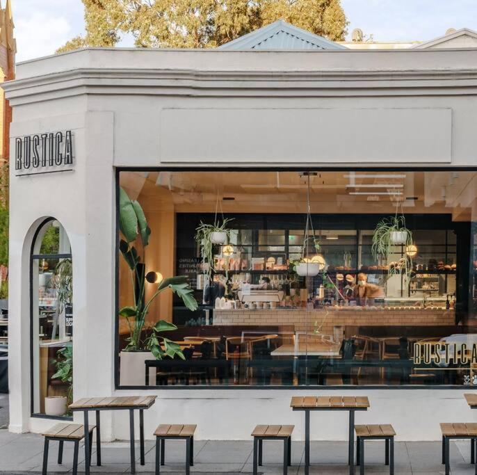 South Yarra Sensation 2bdr Brilliance