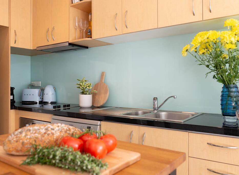 South Yarra Sensation 2bdr Brilliance *