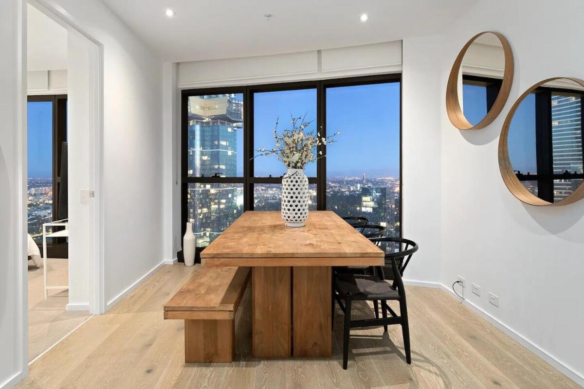 Apartment Modern 2b2b With Stunning Views *