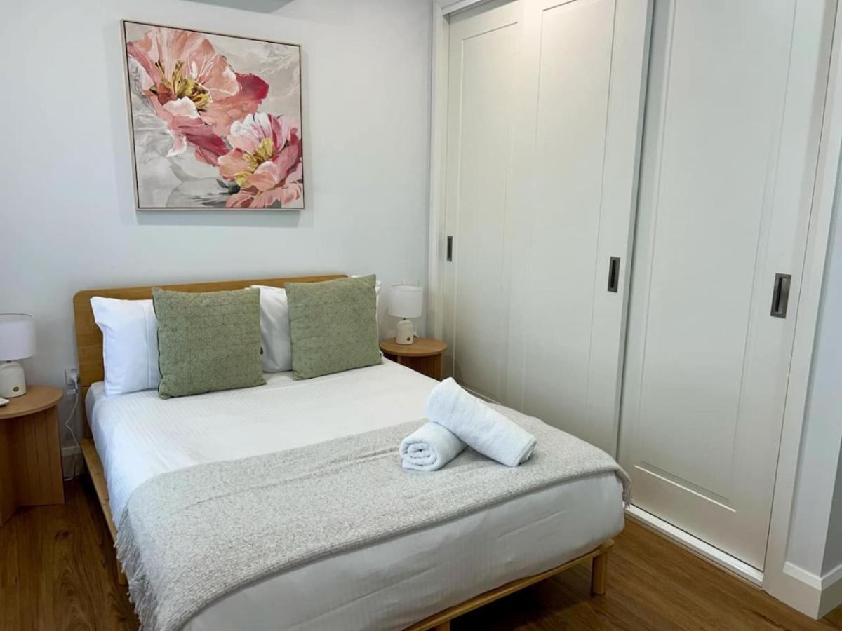 Modern - Gr8 4 Groups Holiday home Melbourne