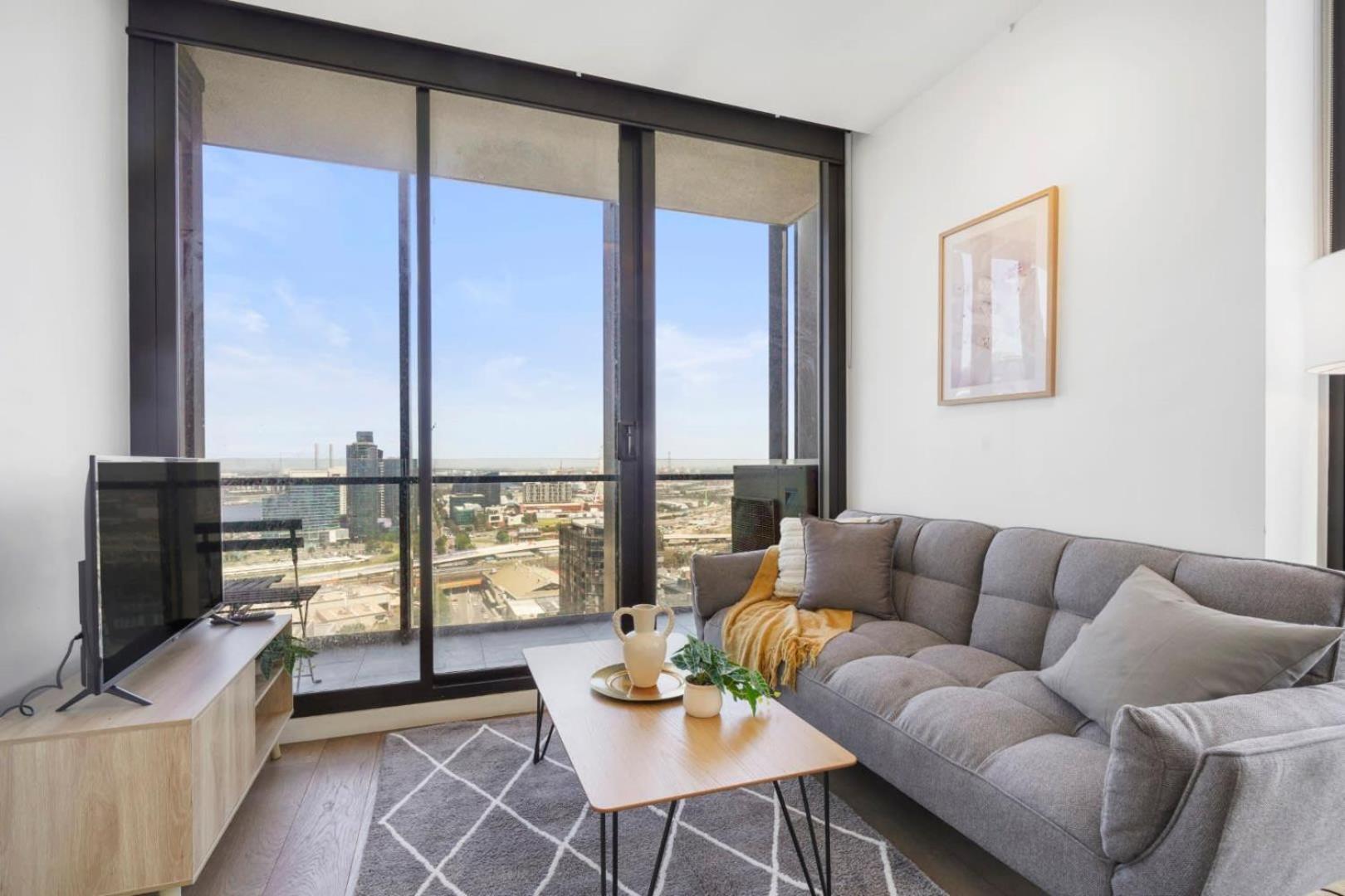Apartment Contemporary Urban Living In West Melbourne
