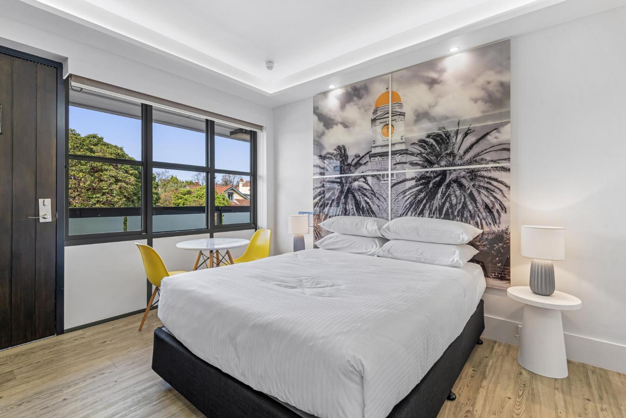 Bright In Iconic St Kilda *