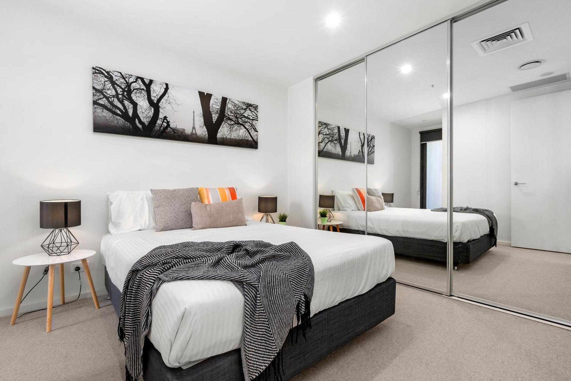 Complete Host Park View St Kilda Melbourne