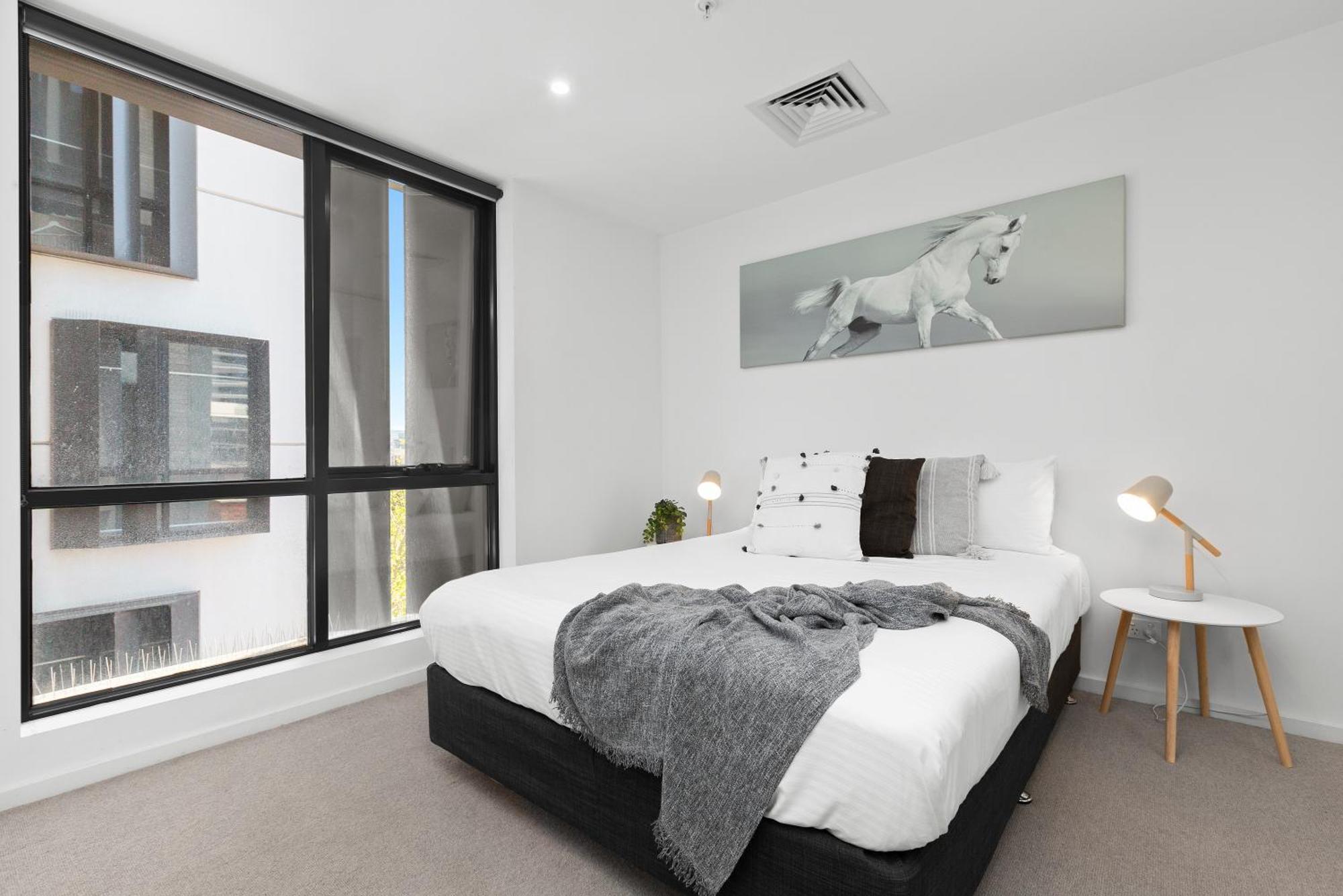 Apartment Complete Host Park View St Kilda Melbourne