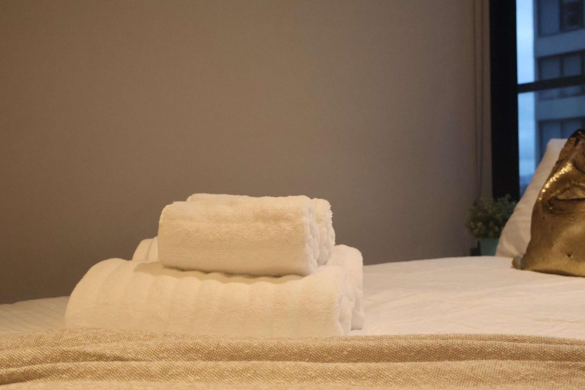 Entire 1 Bedroom Southbank - Gym Pool Sauna 1 Step To Crown Casino * Melbourne