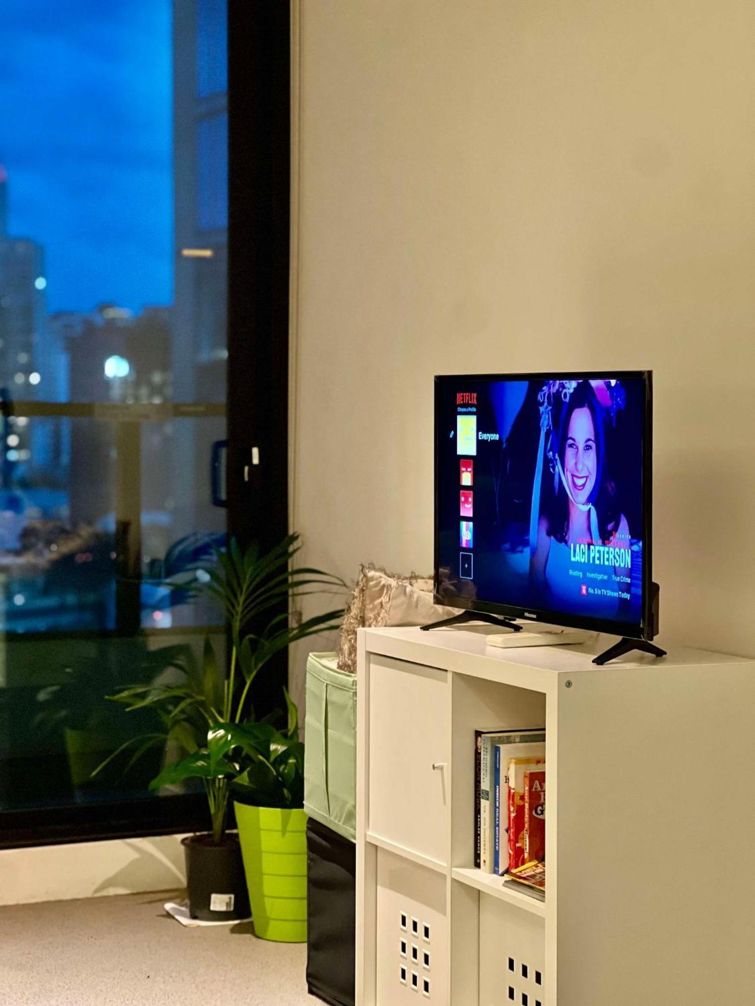 Entire 1 Bedroom Southbank - Gym Pool Sauna 1 Step To Crown Casino Apartment