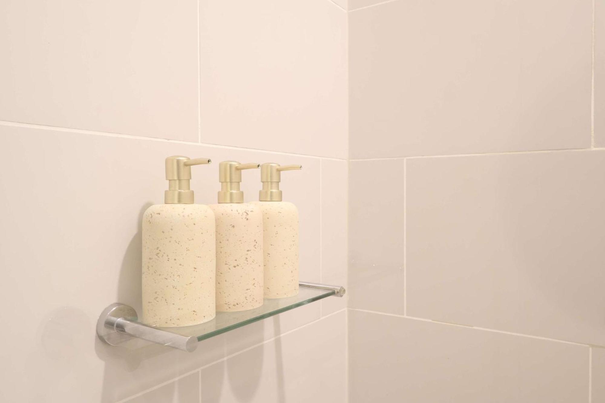 Apartment Entire 1 Bedroom Southbank - Gym Pool Sauna 1 Step To Crown Casino Melbourne