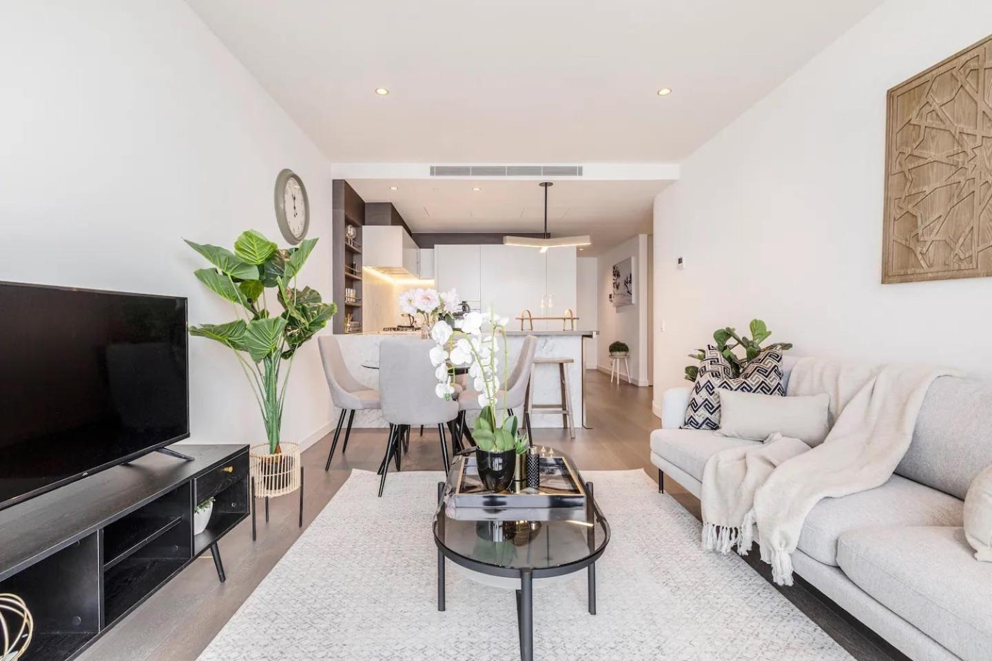 Queens Place Classy Lvl 69 W Skyline Views Apartment *