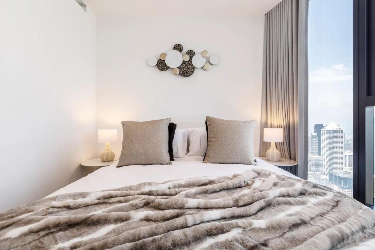 Queens Place Classy Lvl 69 W Skyline Views Apartment Melbourne