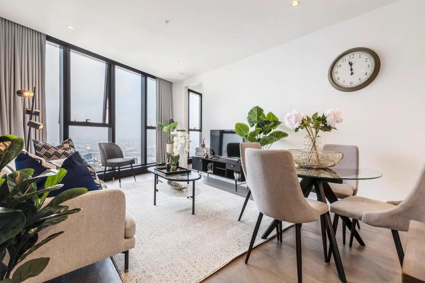 Queens Place Classy Lvl 69 W Skyline Views Melbourne