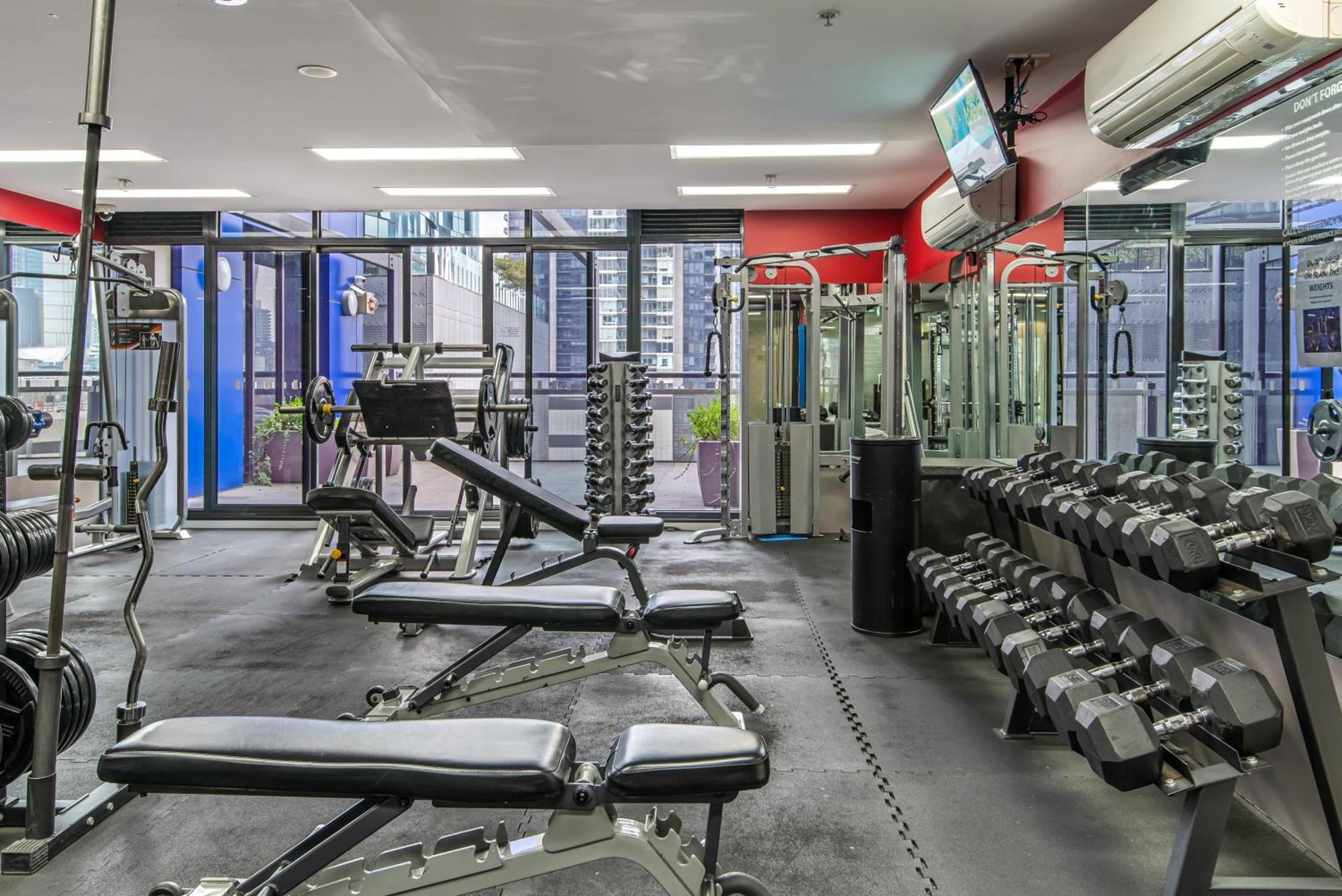 Complete Host The Bank * Melbourne