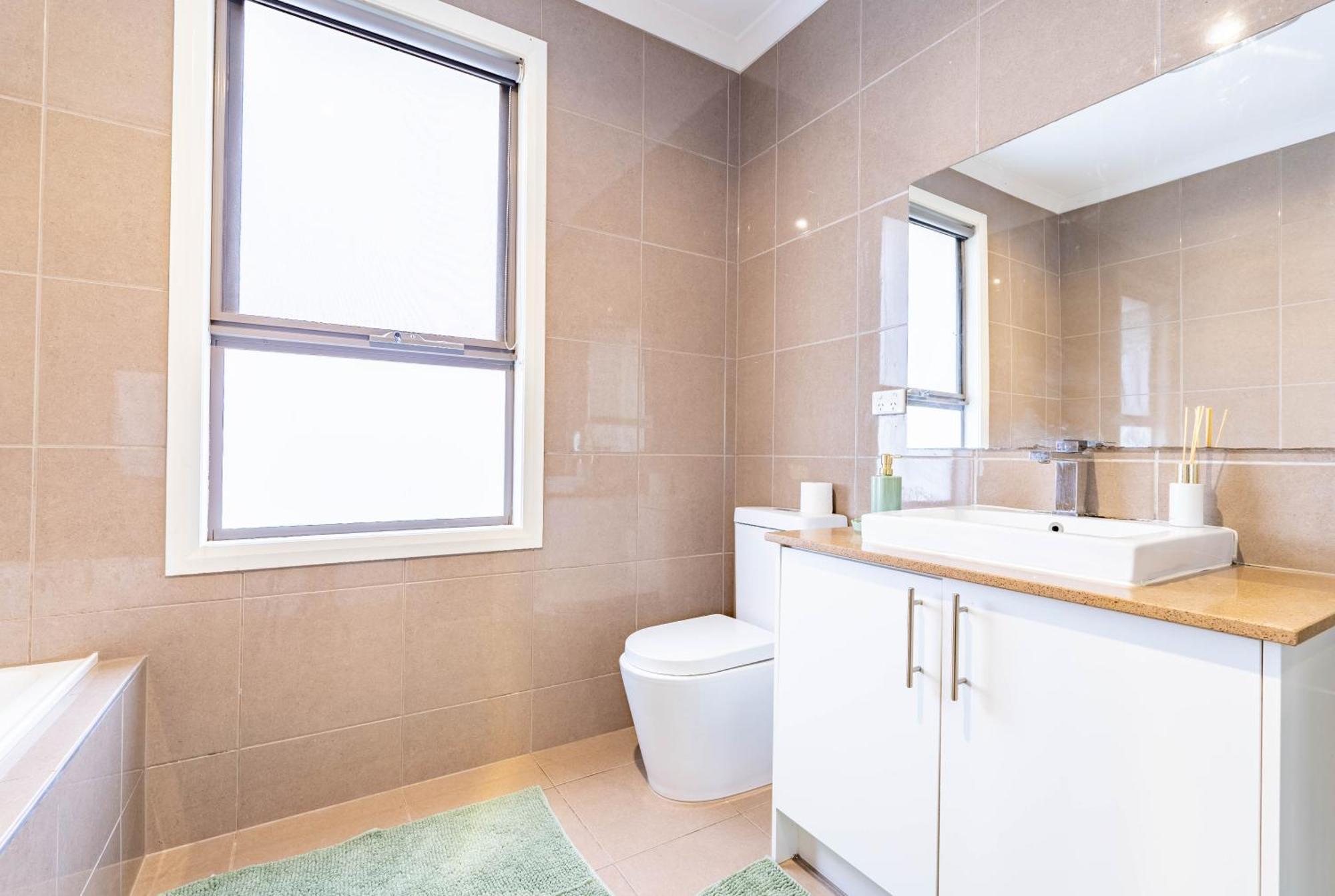 Apartment Hidden Gem - 3 Bedroom Townhouse In Heidelberg West *