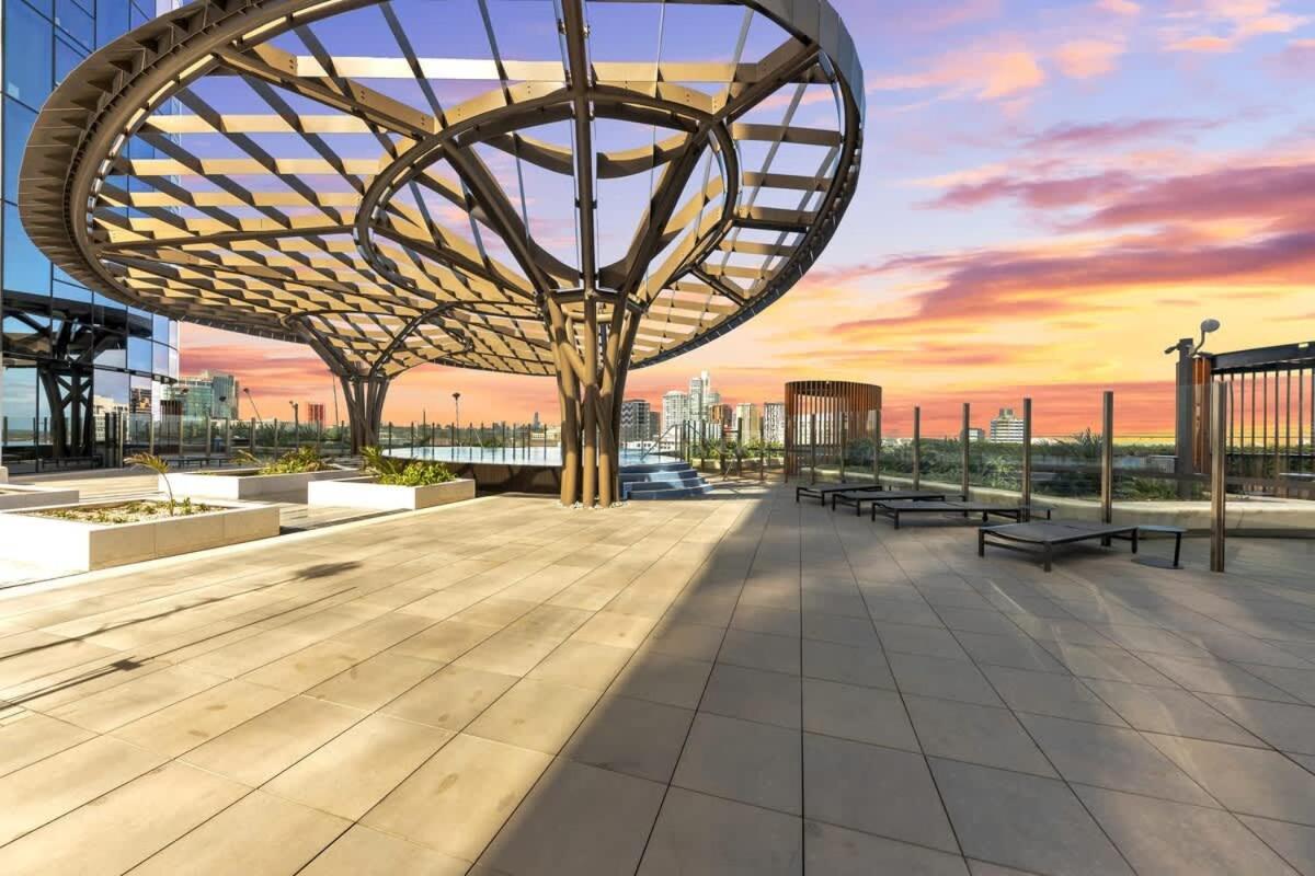 Apartment Square - 47th Floor 2br Executive Gem Melbourne
