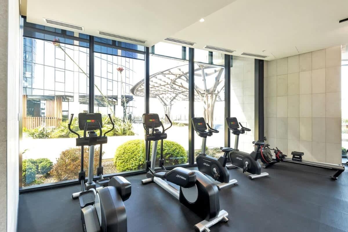 Square - 47th Floor 2br Executive Gem *