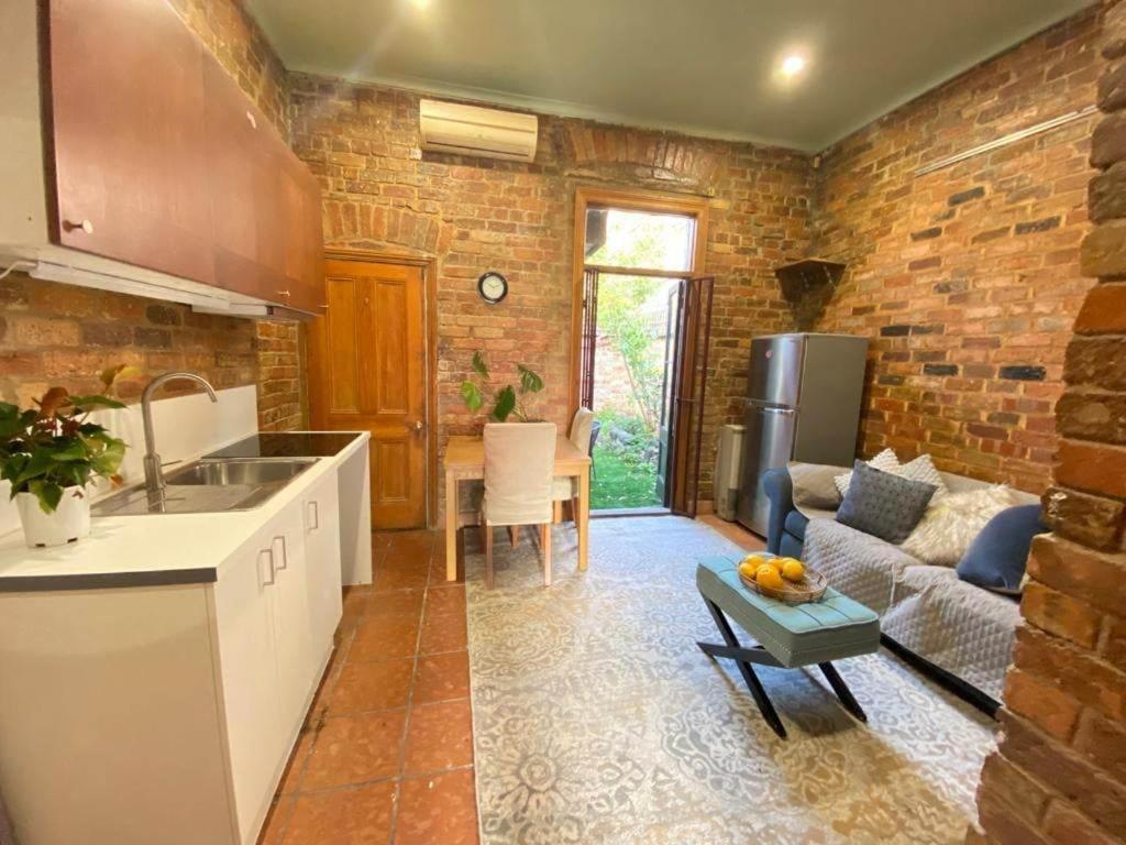 Guest house Fitzroy-private 4beds 2baths *