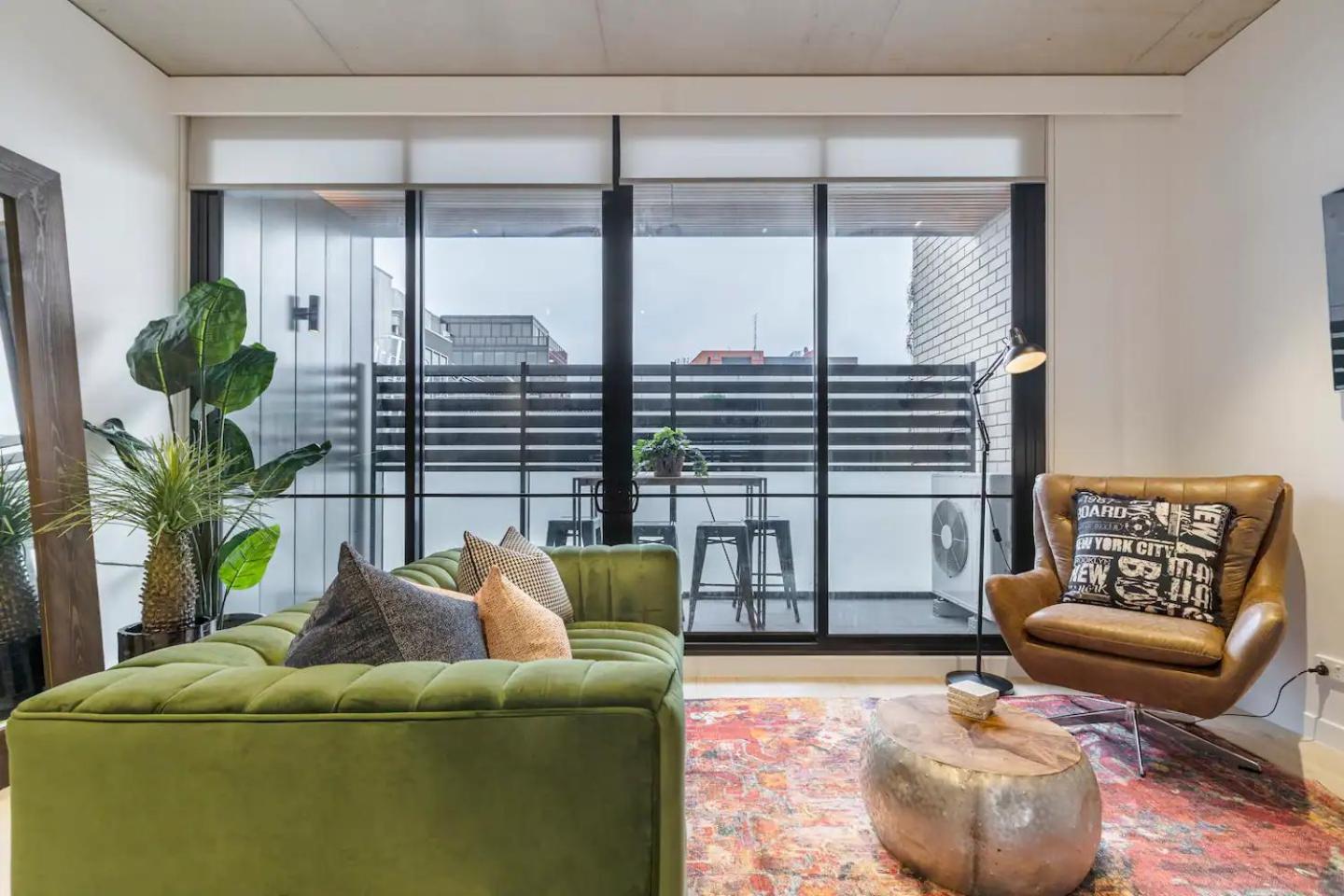 Apartment Industrialstyle Pad In Cool Grungy Neighborhood *