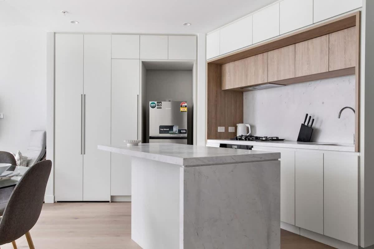 Chic 2br Opposite Southern Cross Views *
