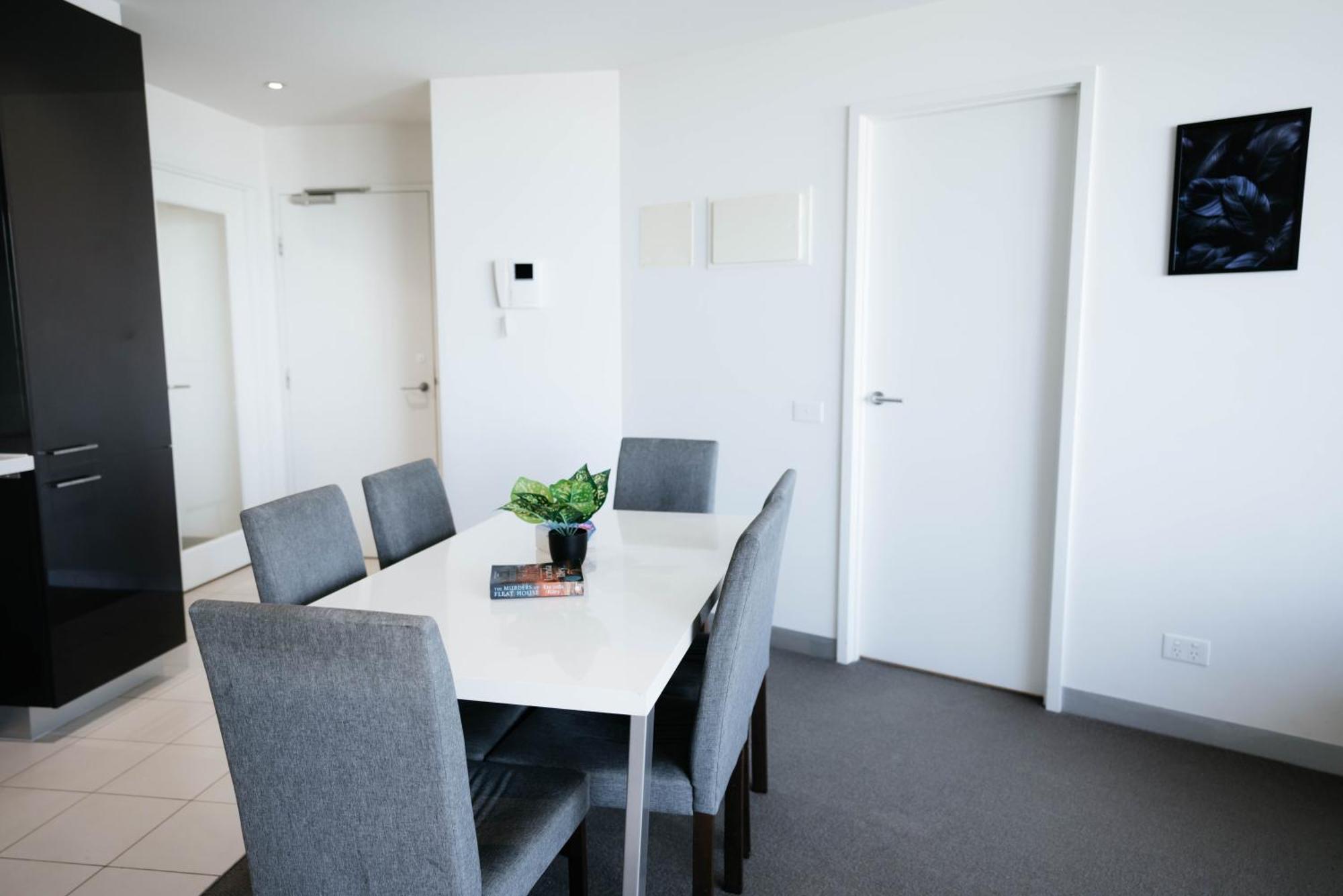 Spacious Family Southbank Residences With Cityview *
