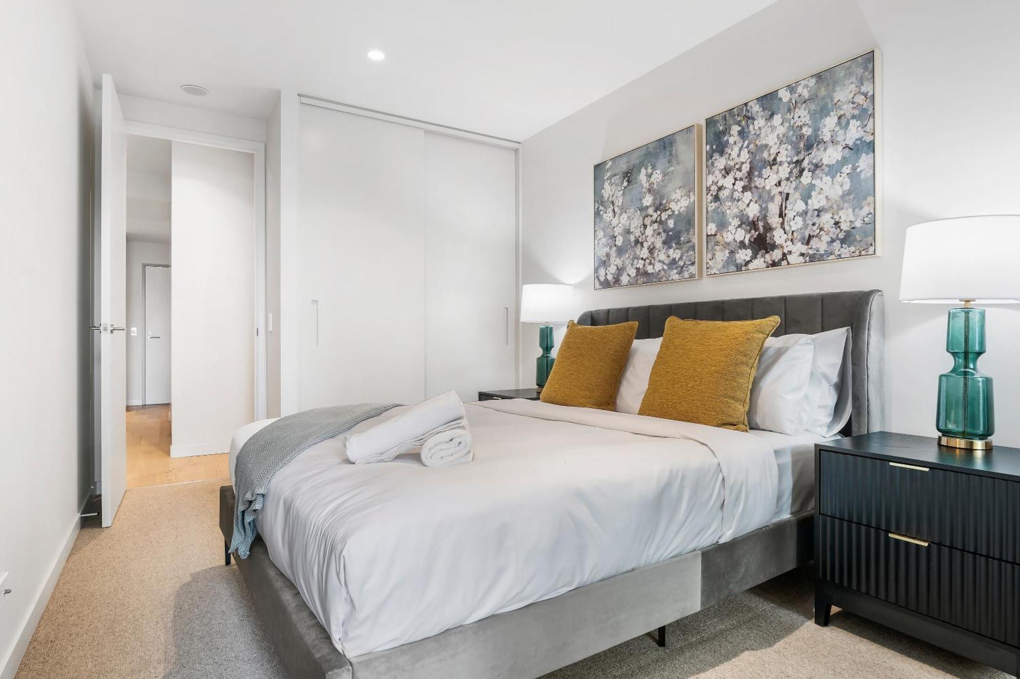 Bright And Stylish 1br W Balcony, Wi-fi And Desk
