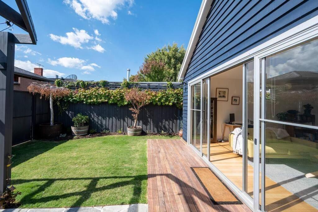 Spacious Light-filled 3bd Sanctuary In Northcote Melbourne