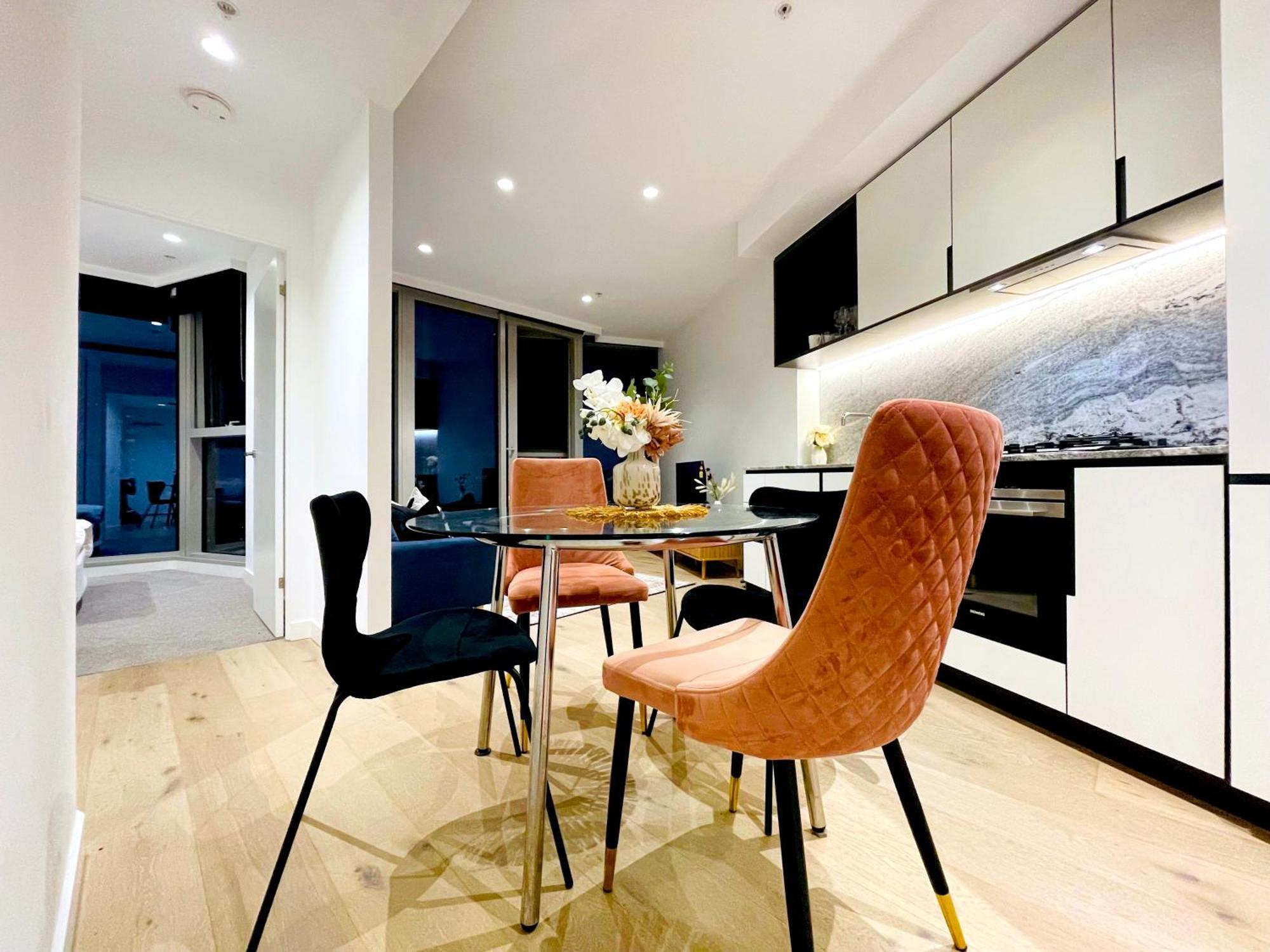 Apartment Mega Style West Side Place *