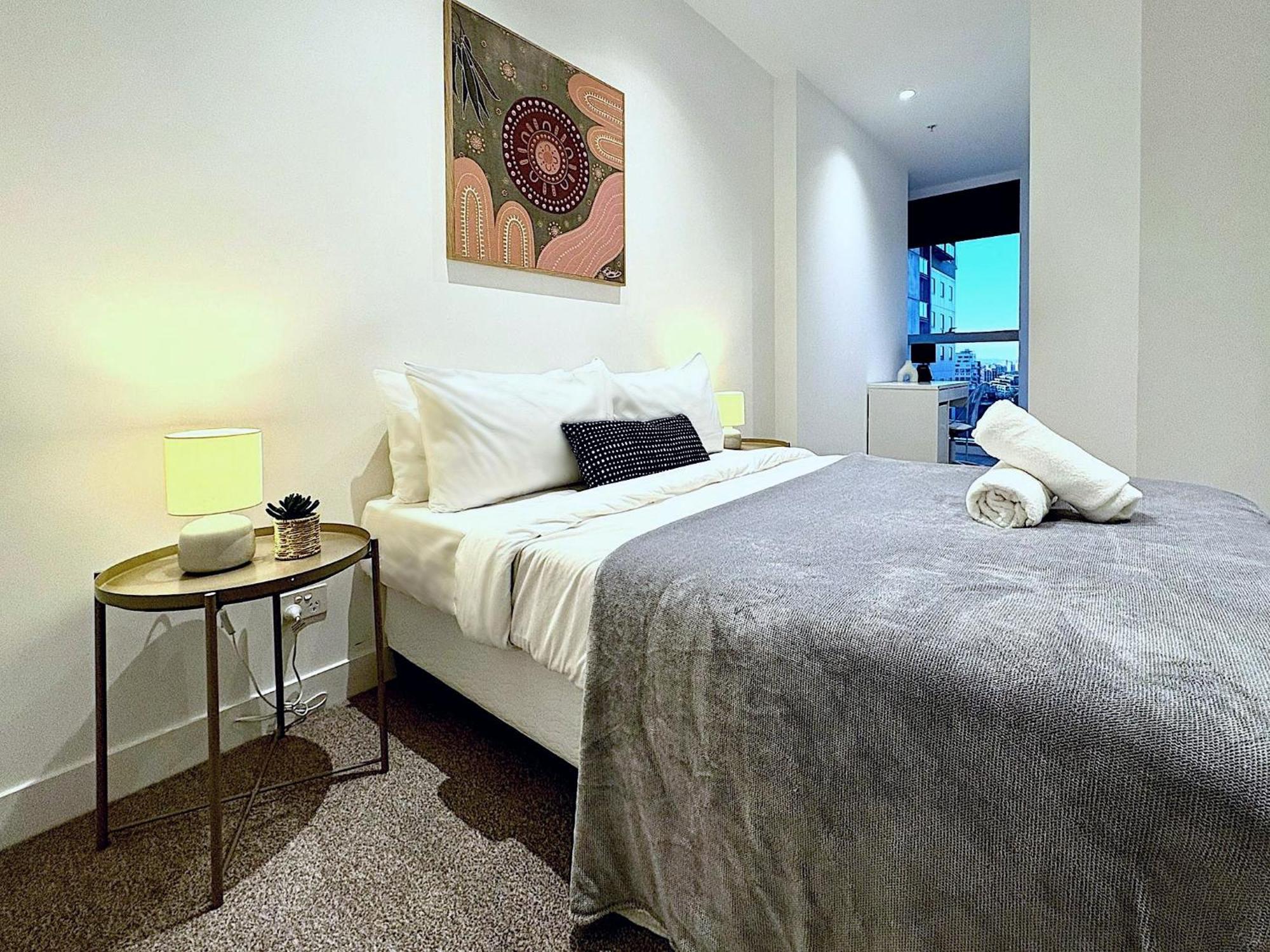 Apartment Mega Style West Side Place
