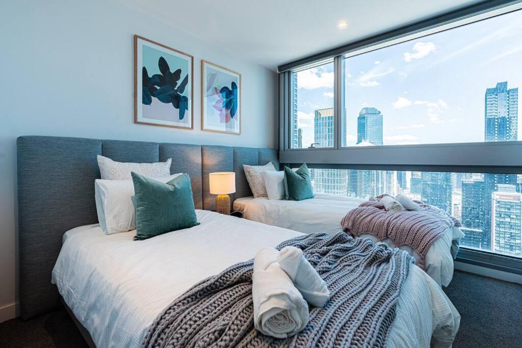 Apartment Breathtaking Views In Location With Parking