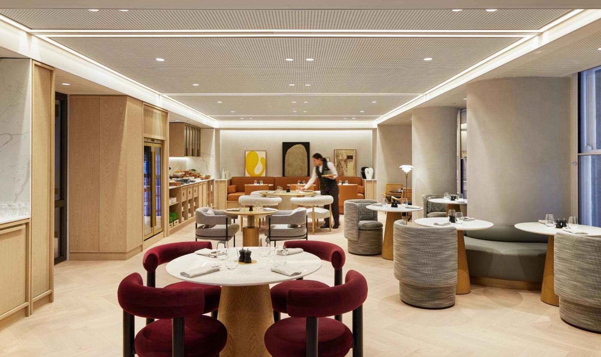Lanson Place Parliament Gardens Hotel 5*