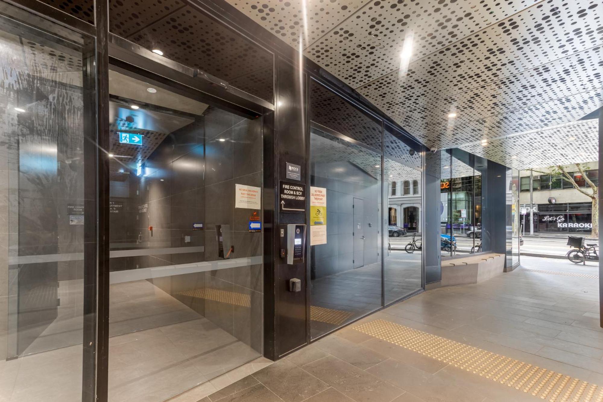 Apartment High-rise Elegant 1-bed Pad Melbourne
