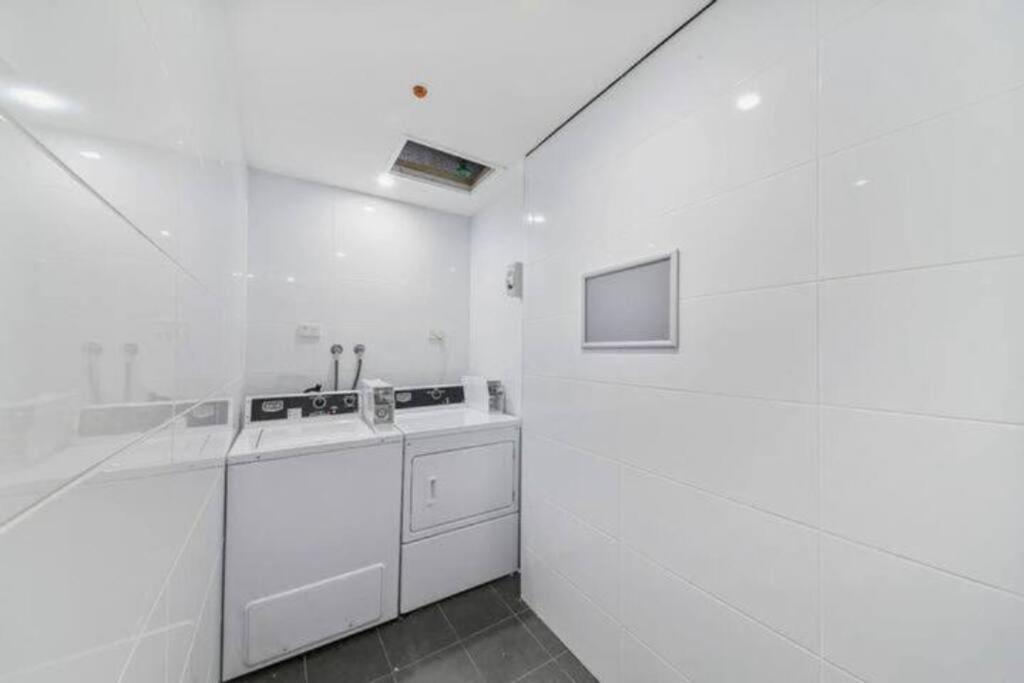 In The Heart Of Melbourne, Free Tram Zone Apartment Melbourne