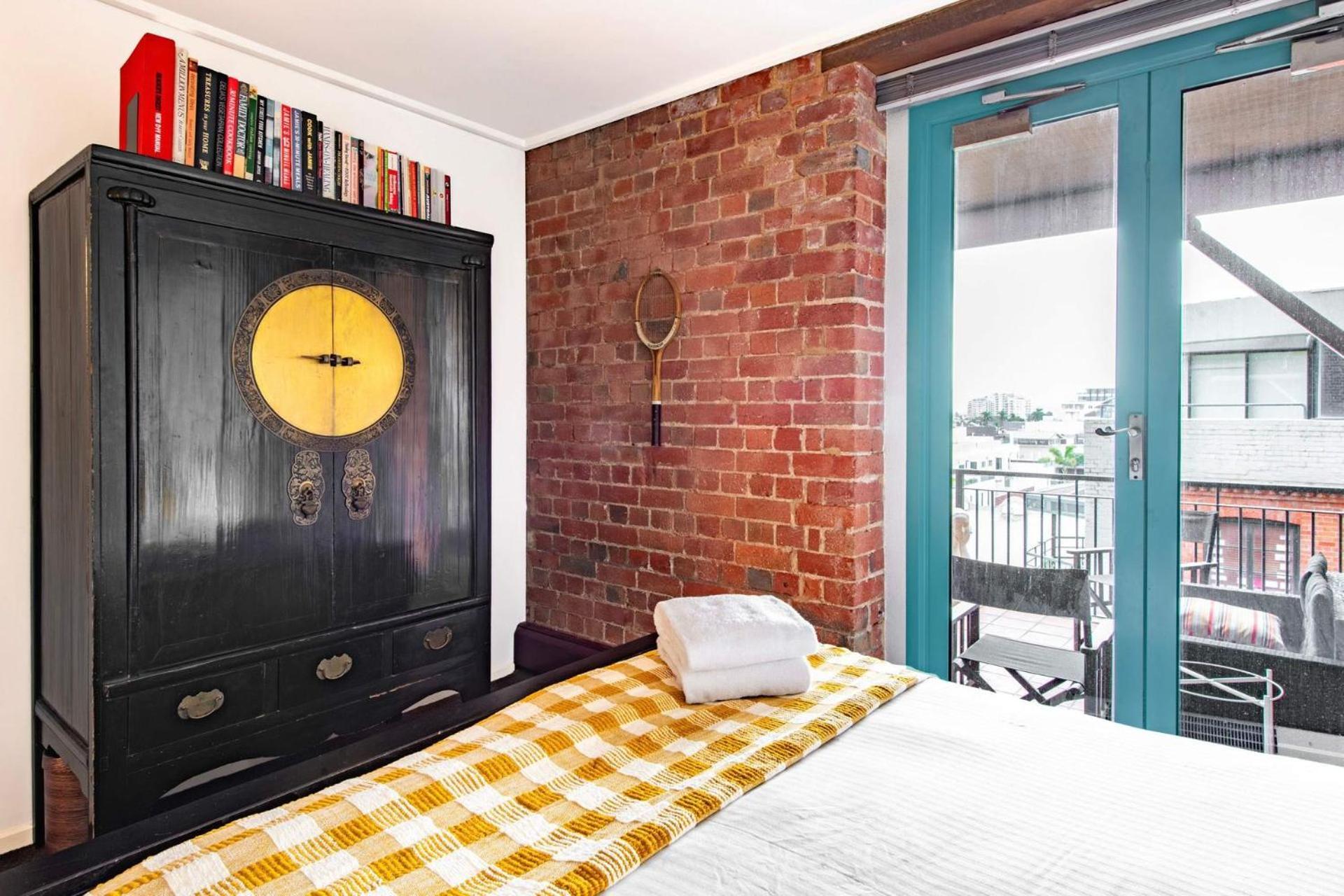 Apartment Stunning Beachfront Converted Warehouse