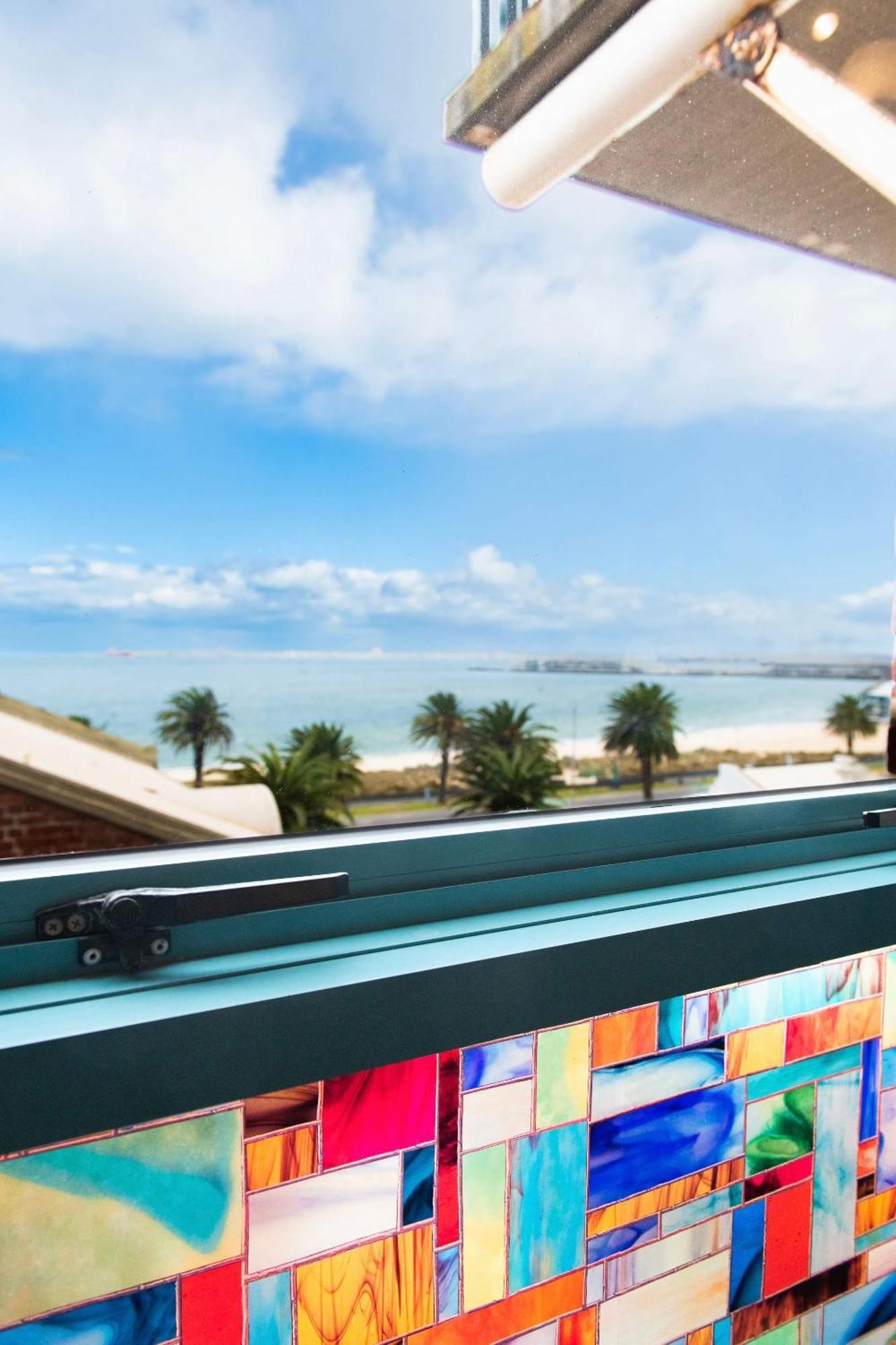 Stunning Beachfront Converted Warehouse Apartment Melbourne