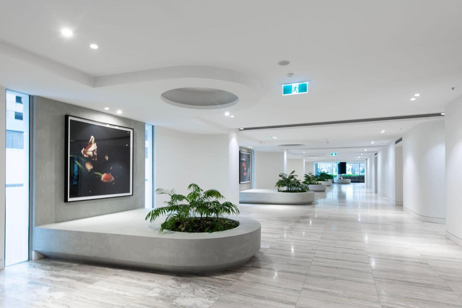 Spectacular 3-bedroom Penthouse With Private Lift On St Kilda Rd *