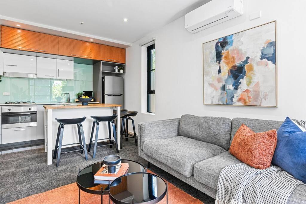 Apartment Barkly Beachside Escape *