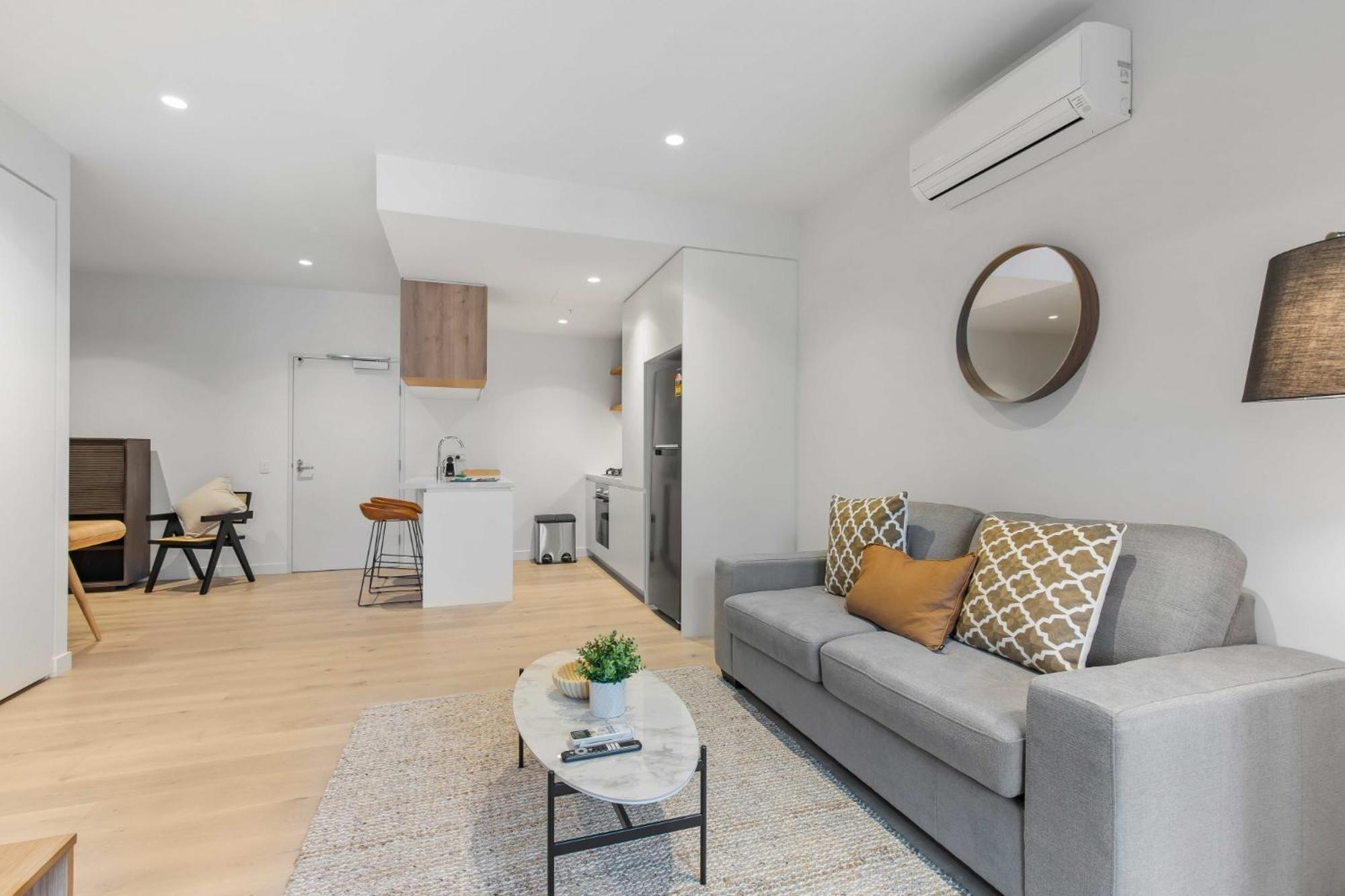 Apartment Southbank 1-bed With Study, Pool And Gym
