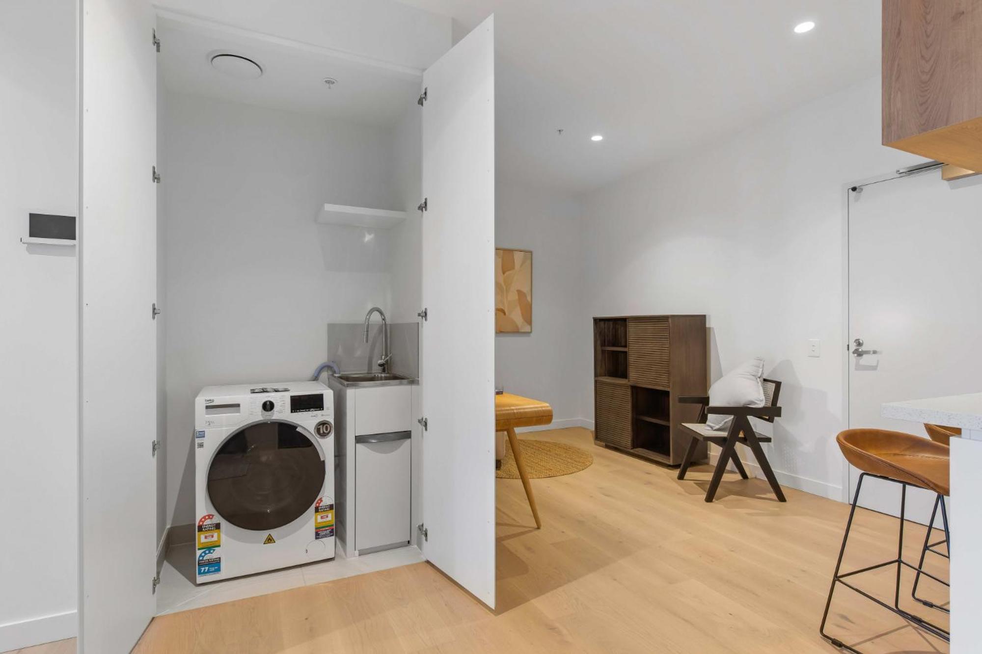 Southbank 1-bed With Study, Pool And Gym