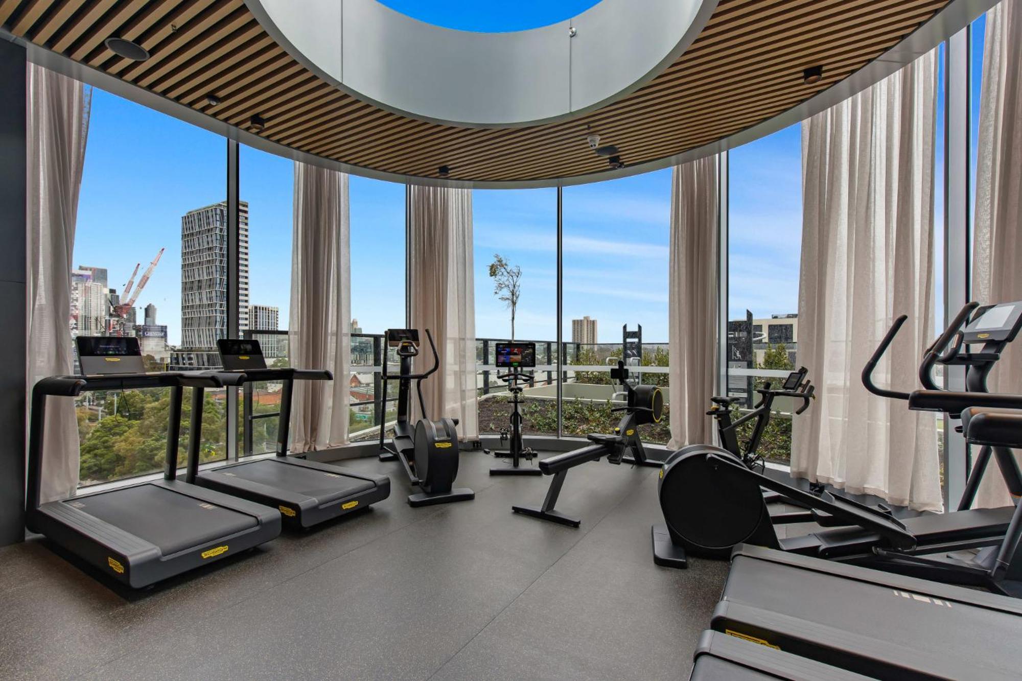 Southbank 1-bed With Study, Pool And Gym Melbourne