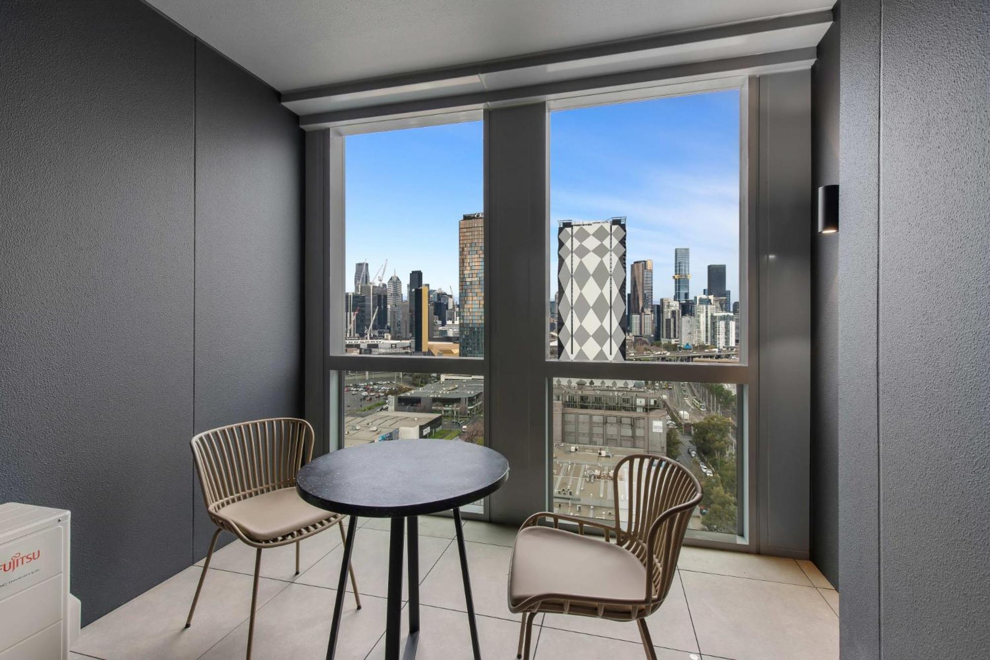 Southbank 1-bed With Study, Pool And Gym Apartment Melbourne