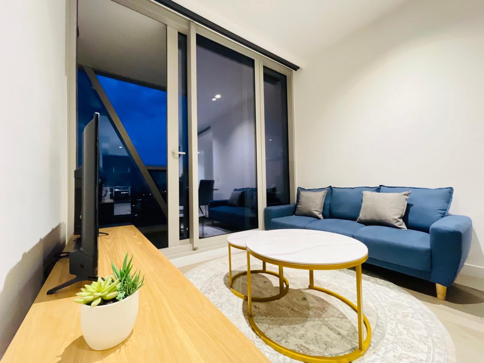 Apartment Mega Style West Side Place